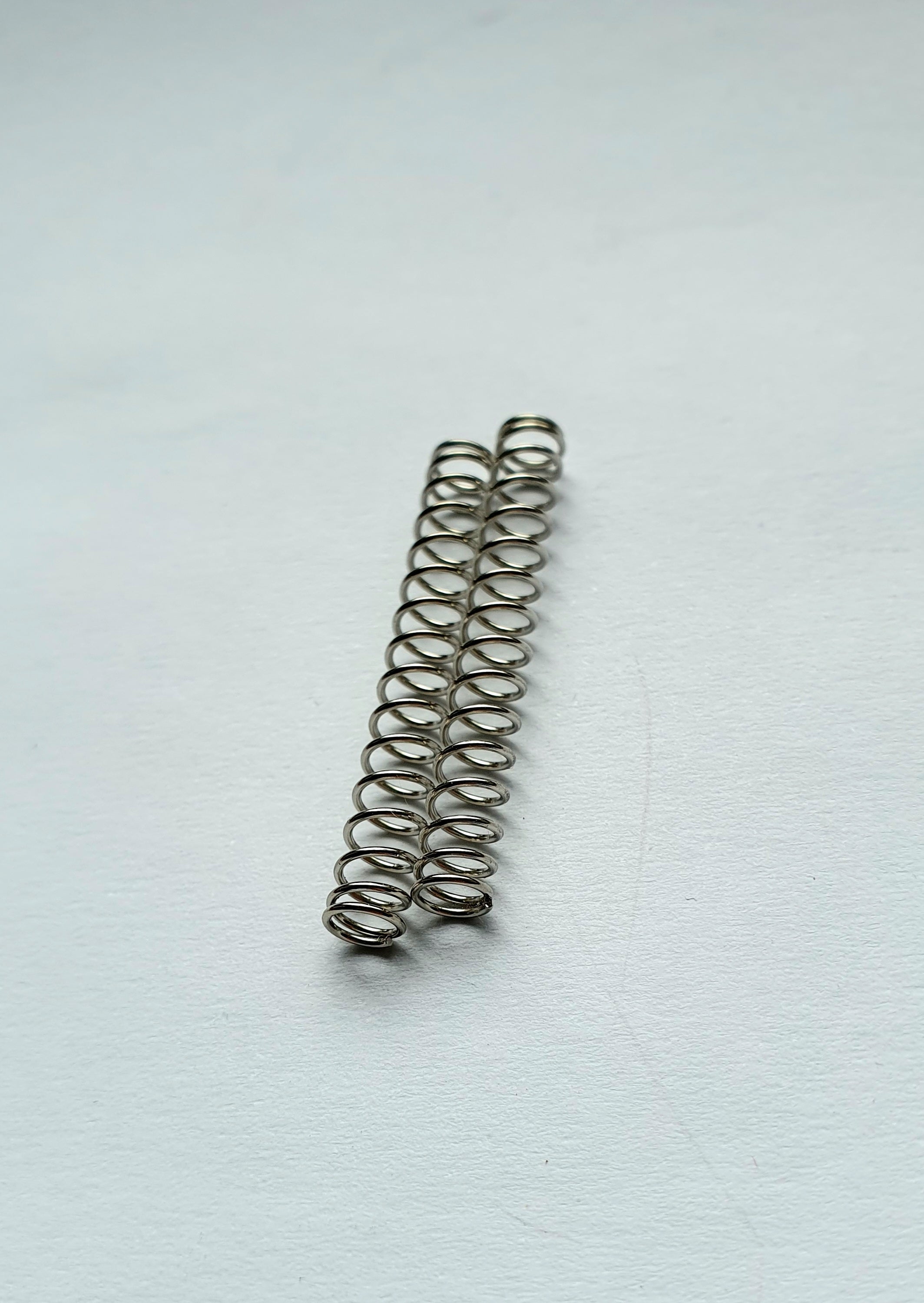 2 göldo Pickup-Federn für Humbucker, 31mm