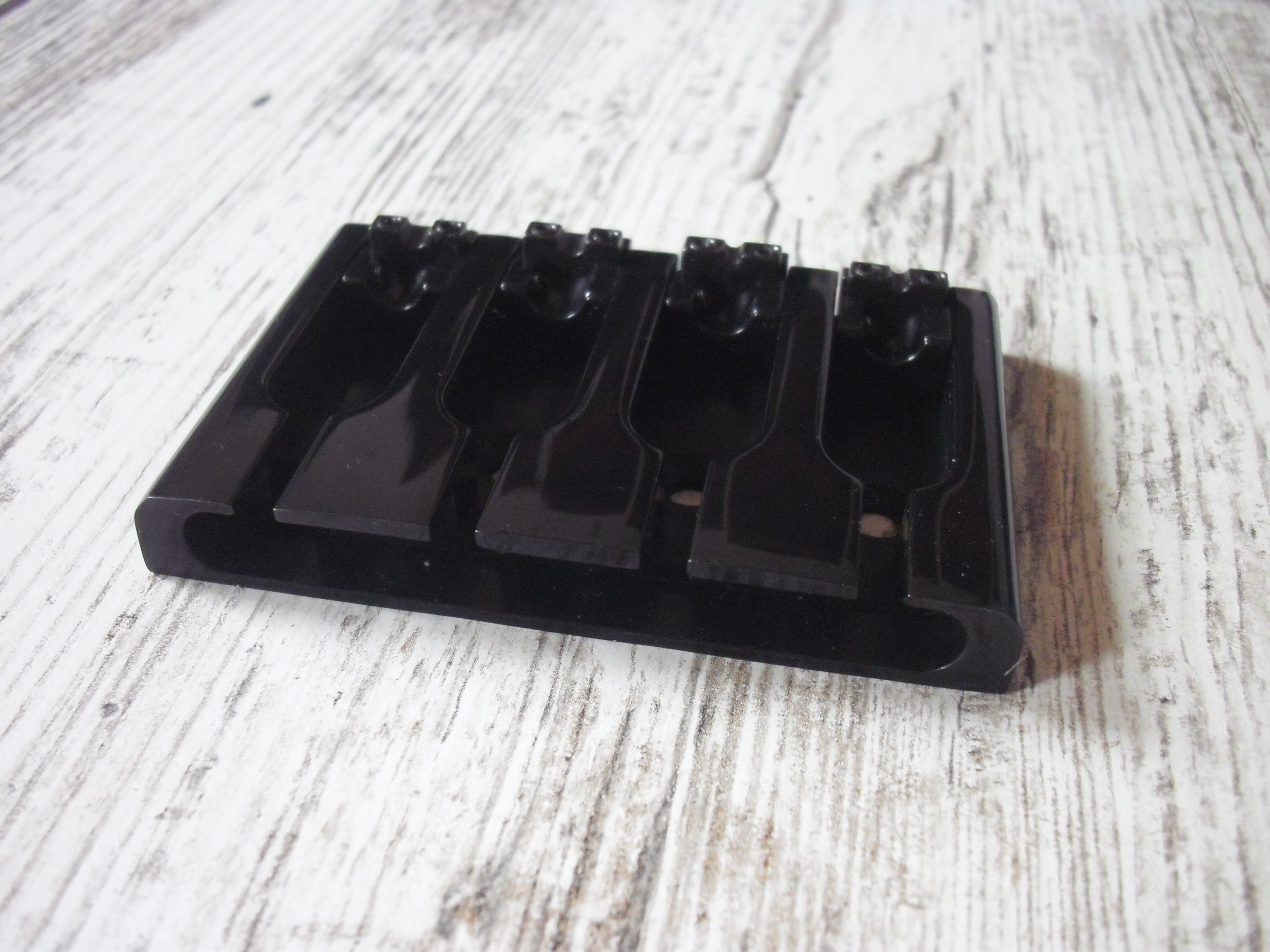 göldo "Deluxe" 3D Bass-Bridge 4-string Black