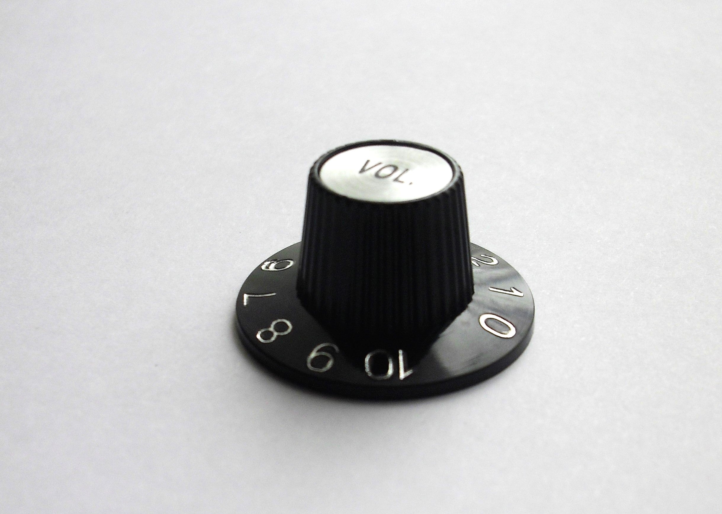 Boston Witch Hat Volume Knob, universal Poti-knopf schwarz/chrome