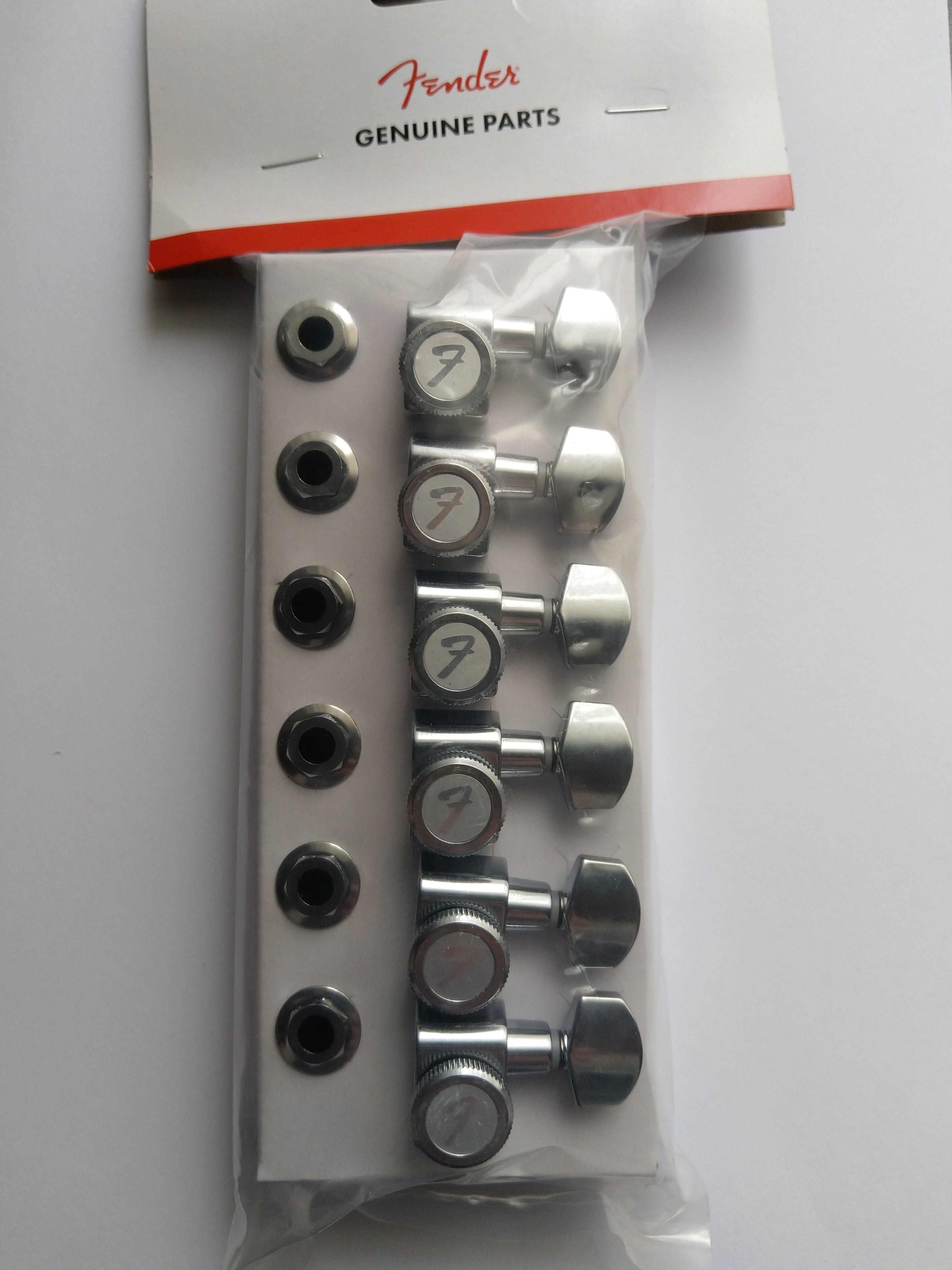 Fender® Locking Tuners Strat®/Tele® Mechaniken 6 in line All Short chrome