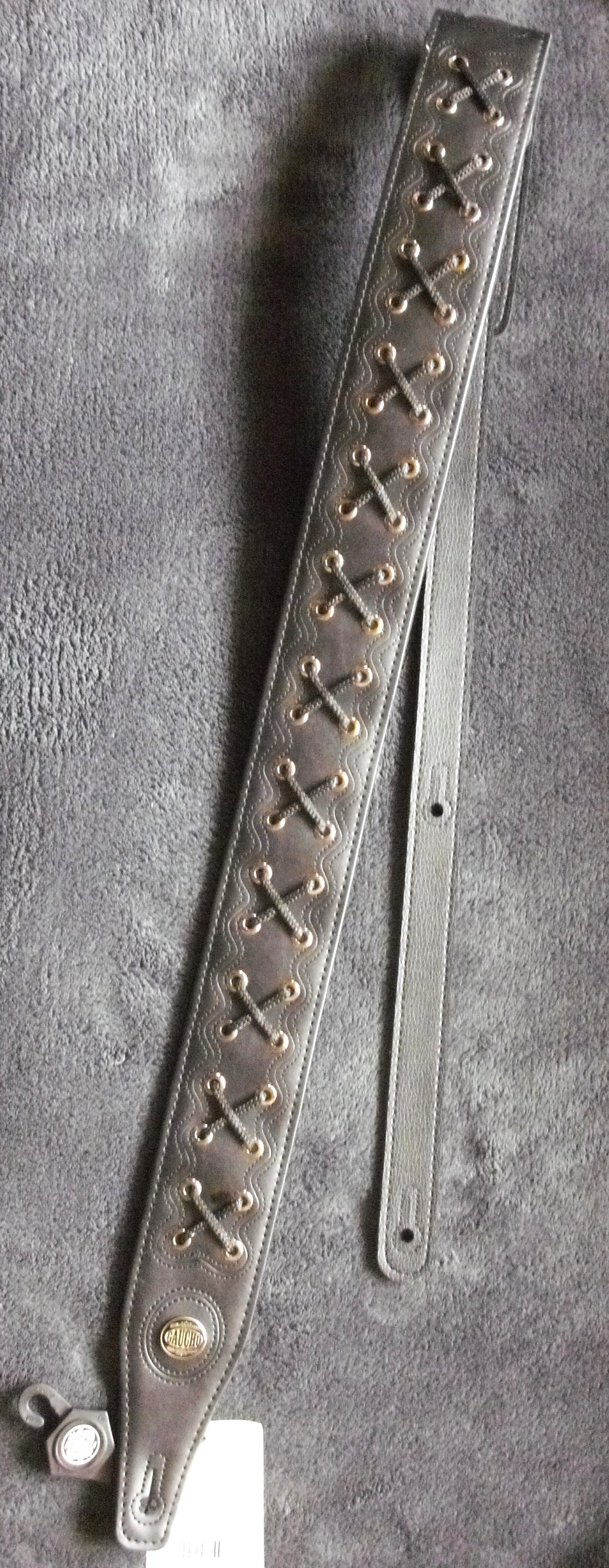Gitarrengurt Gaucho Buffalo Lace Series guitar strap schwarz mit Schnürung