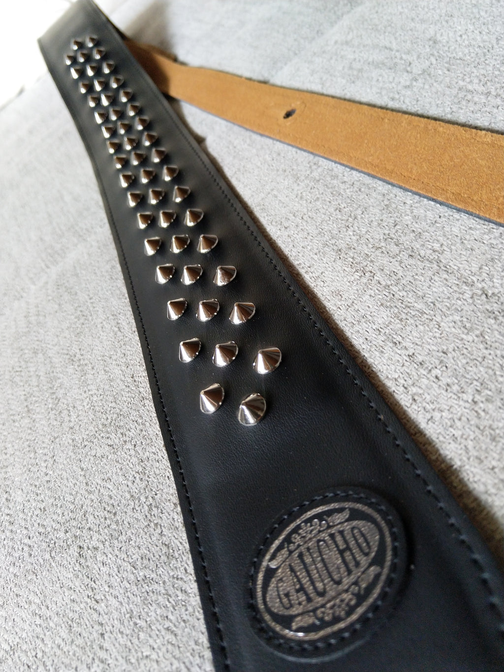 Gitarrengurt Gaucho Biker Series guitar strap black mit Buttons chrom