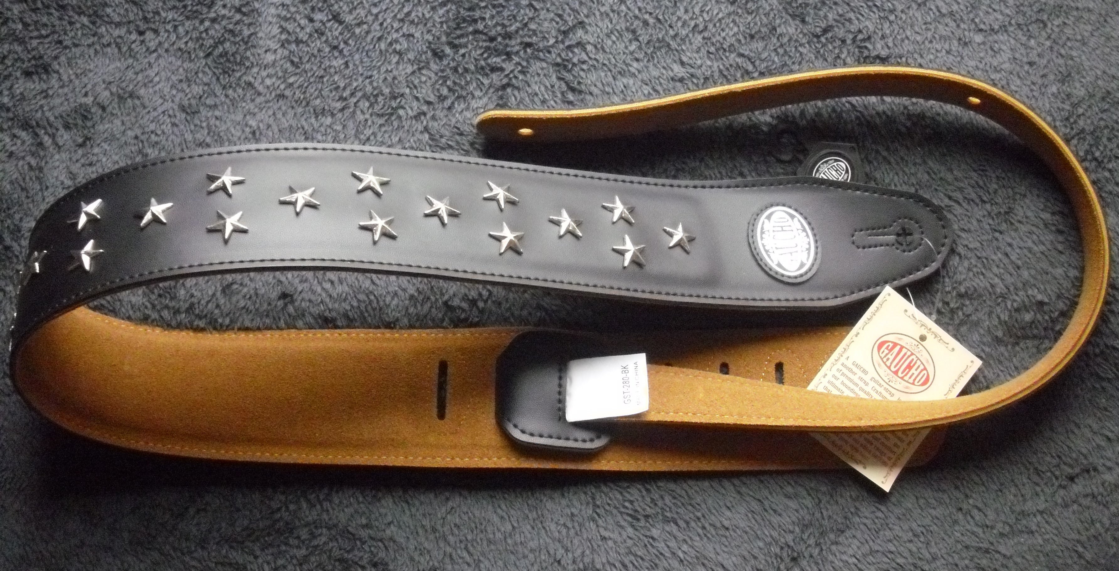 Gitarrengurt Gaucho Biker Series guitar strap black mit Sternen chrom