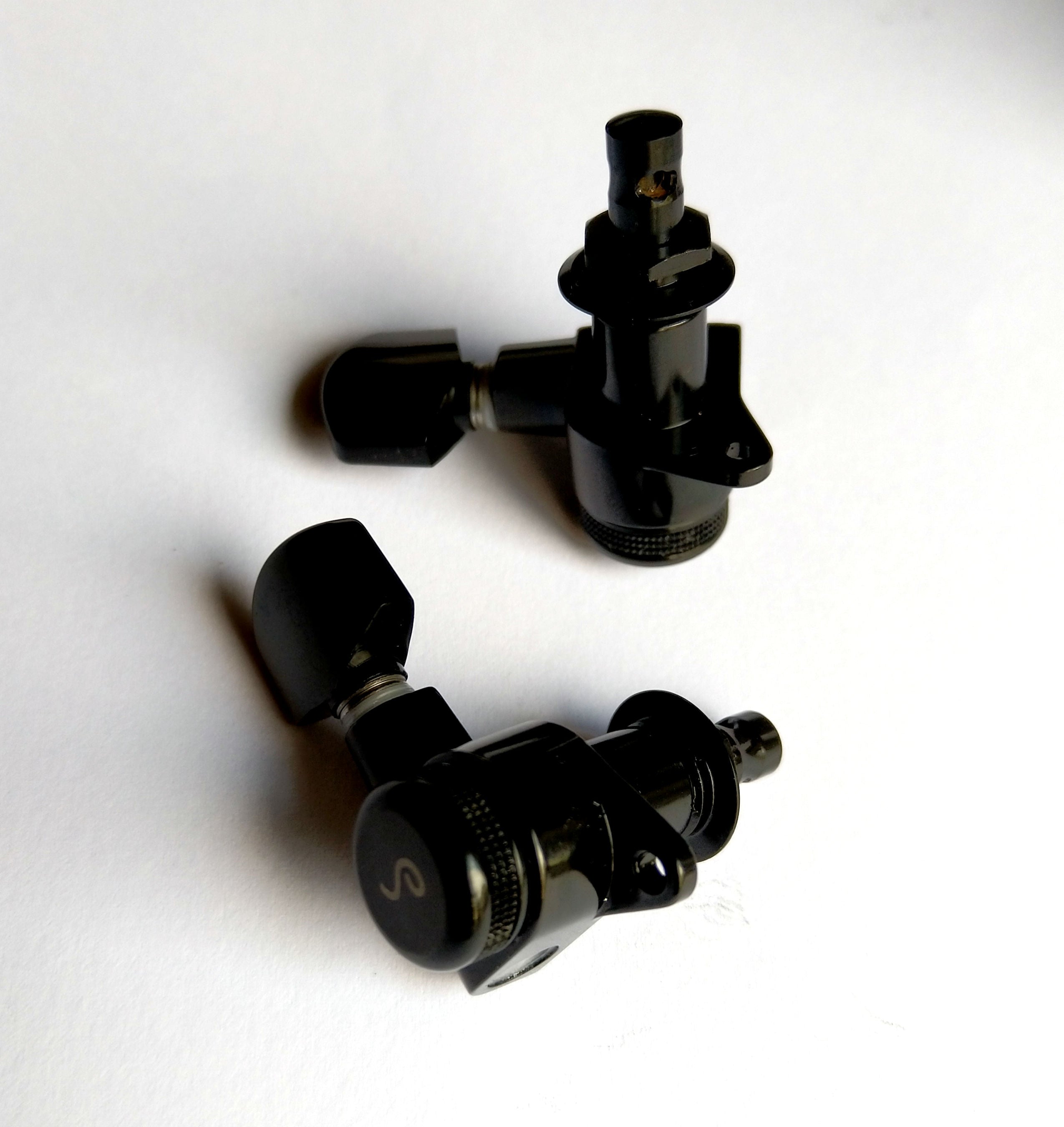 Schaller M6 Locking Tuners 135° Mechaniken 6 links Black