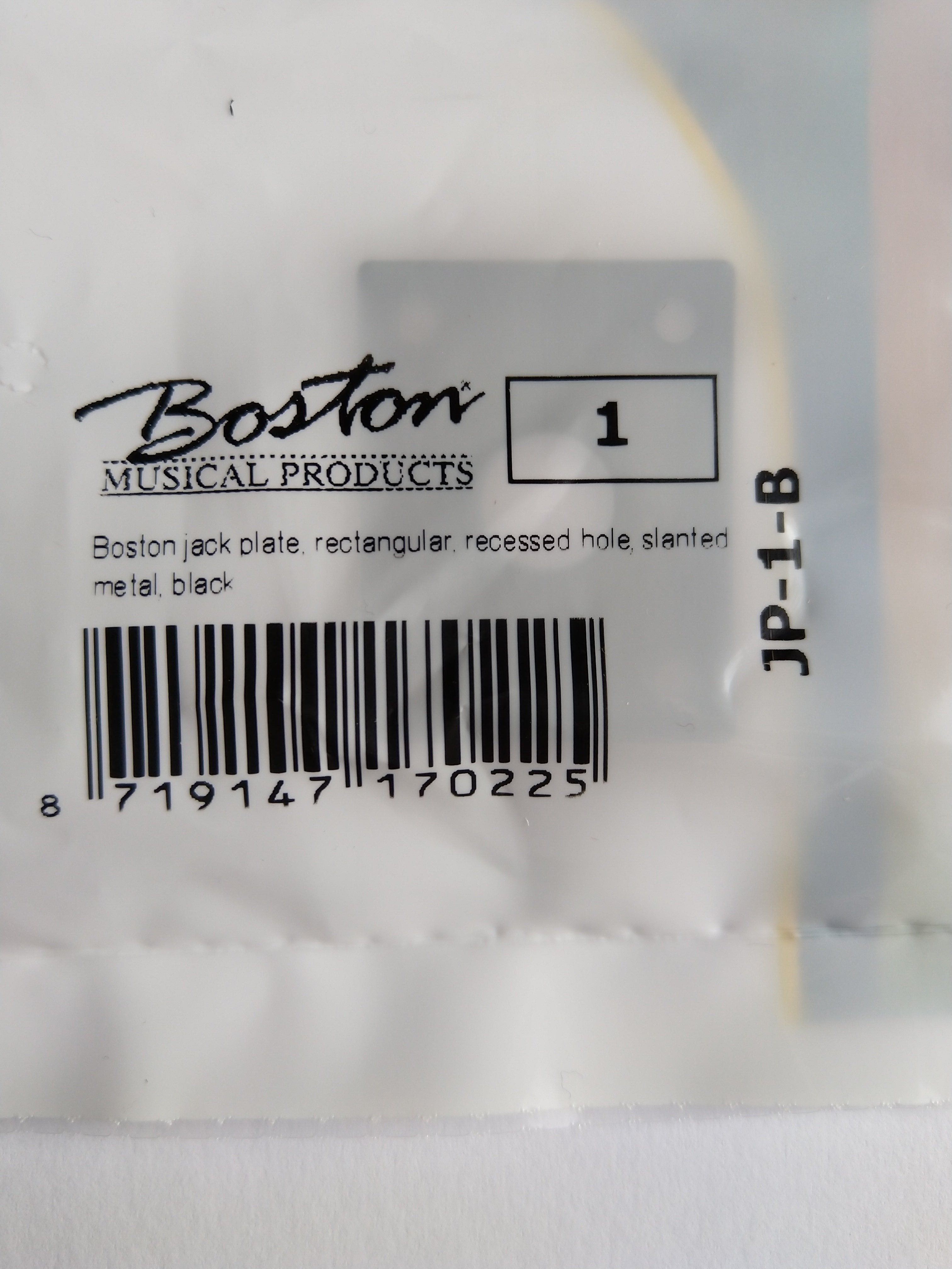 Boston 4-Loch Buchsenblech Jack-Plate, 36,5 x 29 mm, gebogen black