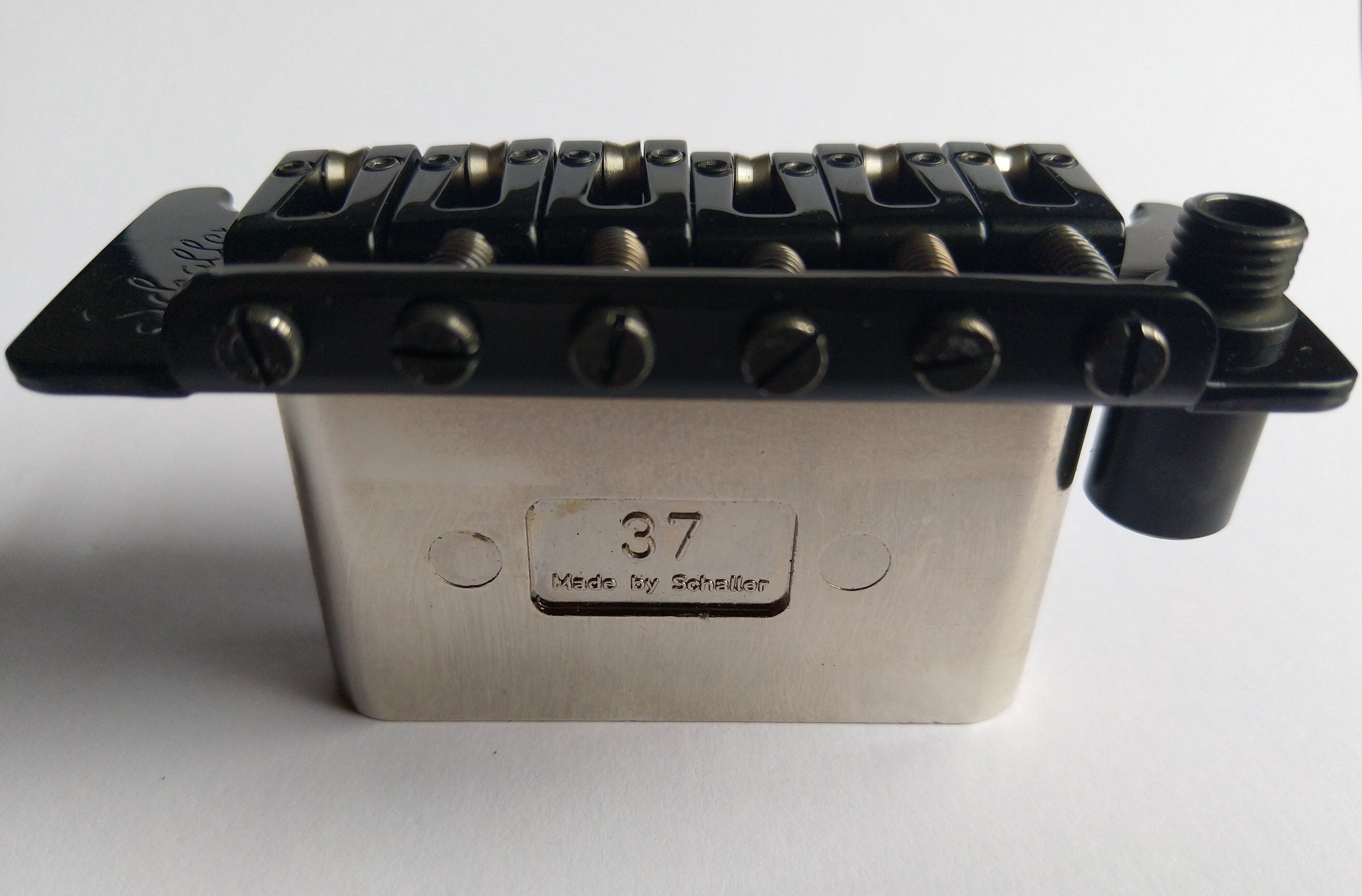 Schaller Vintage Tremolo-System Black