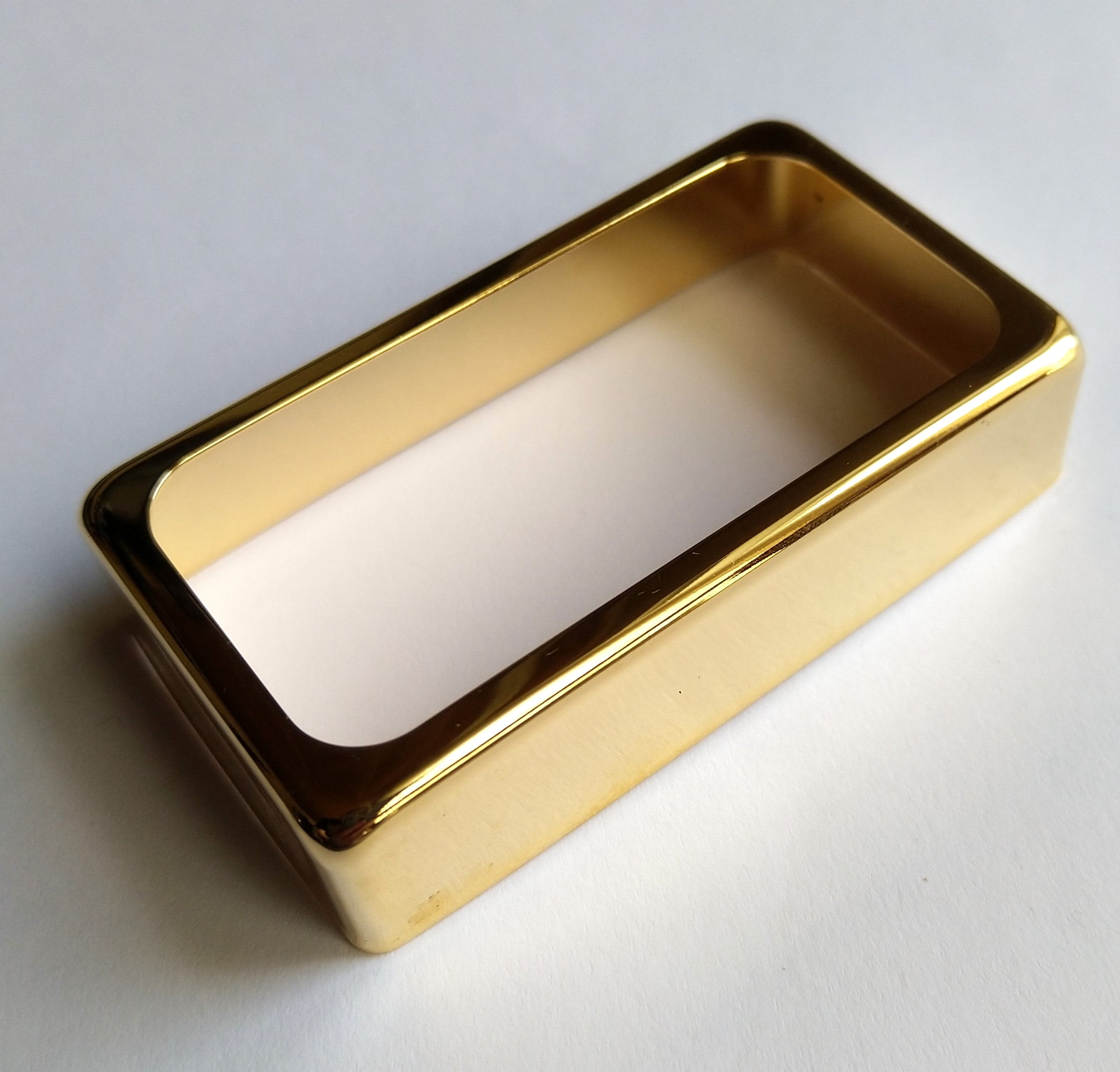 göldo Humbucker Kappe Cover gold offen