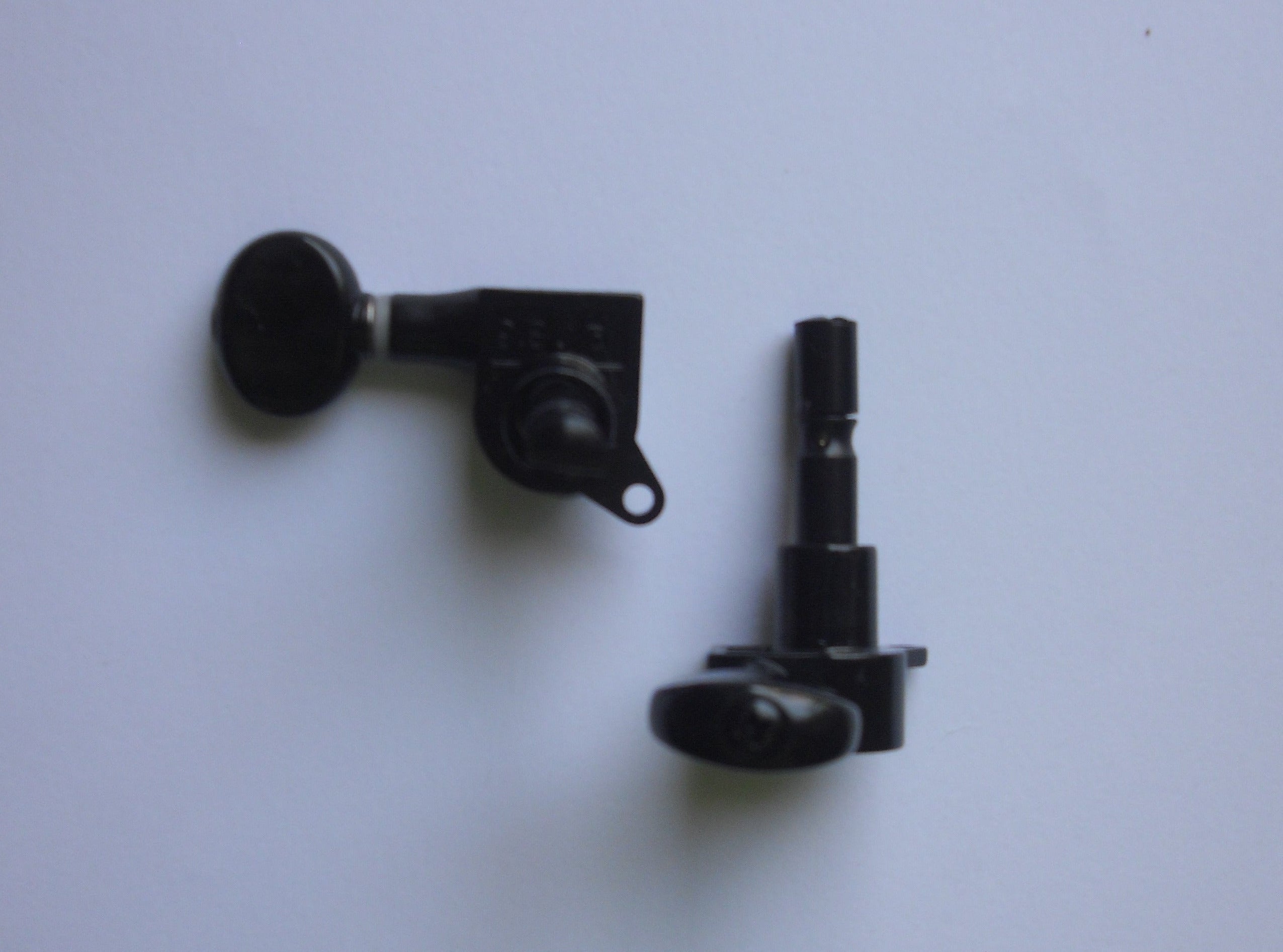 Kluson Modern "TopLock" / Oval / 6 L black