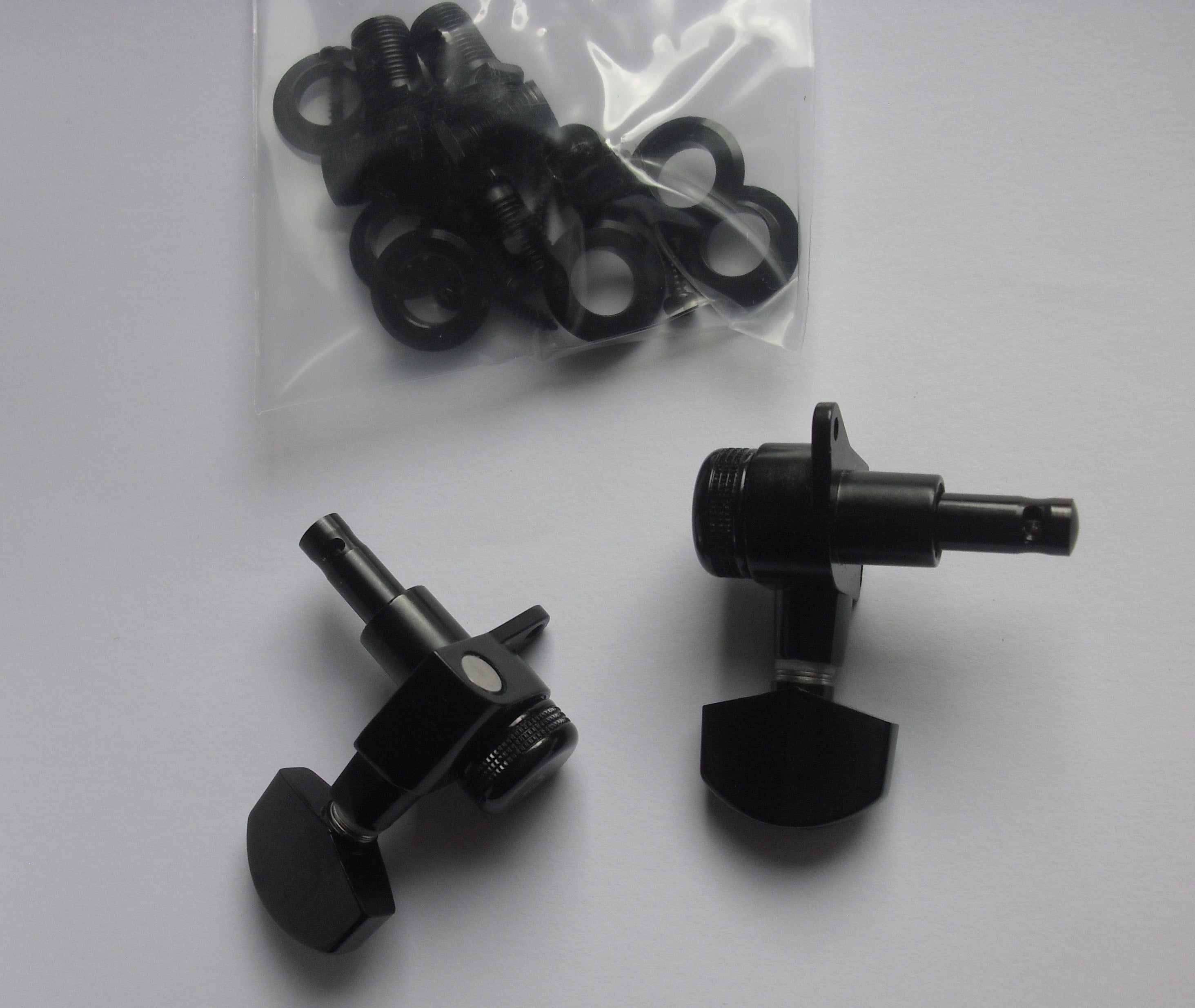 Schaller M6 Locking 19.5 Tuners 135° Mechaniken 3L 3R Black