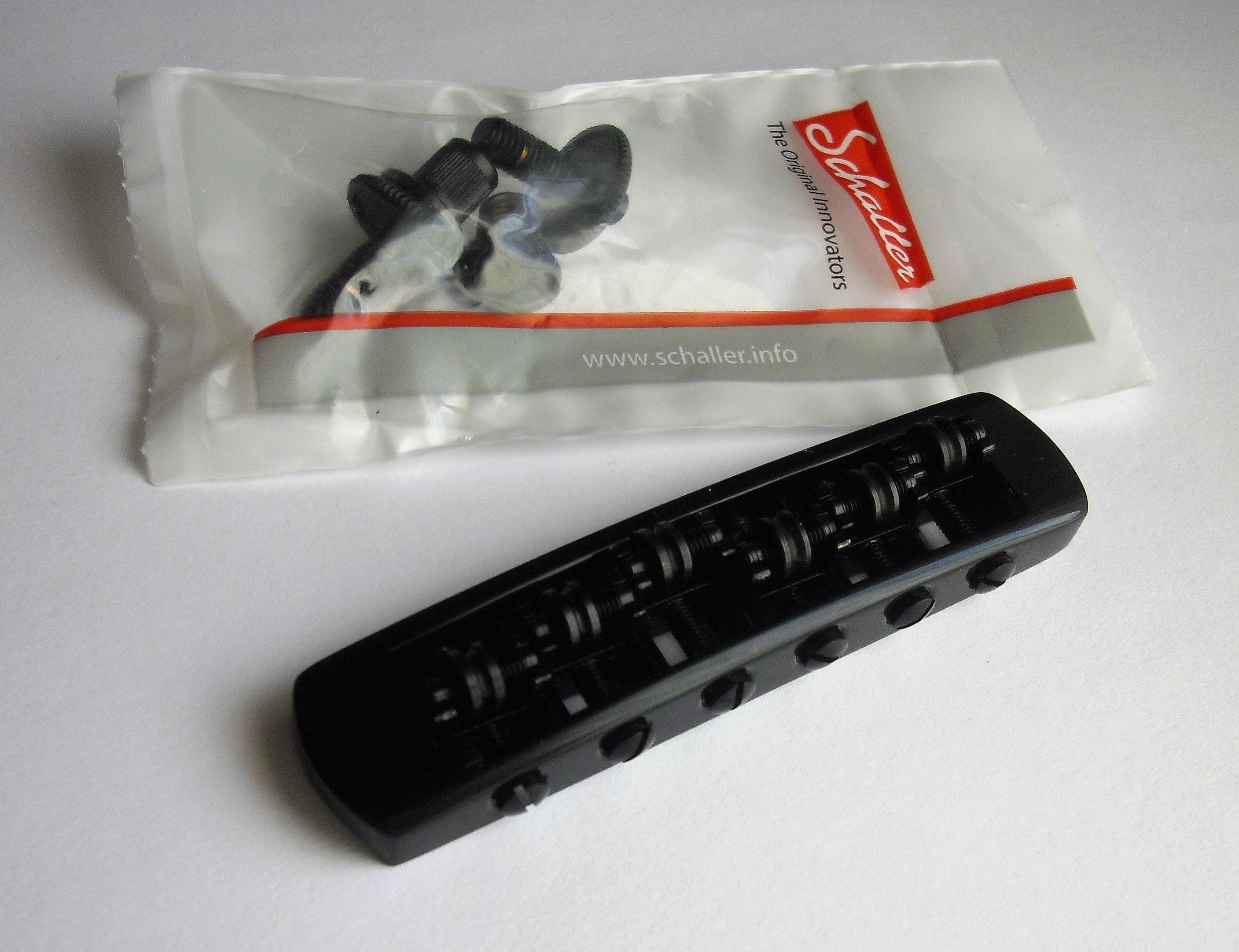 Schaller STM Tunamatic Roller Bridge non-reverse Black M5 (optional M8)