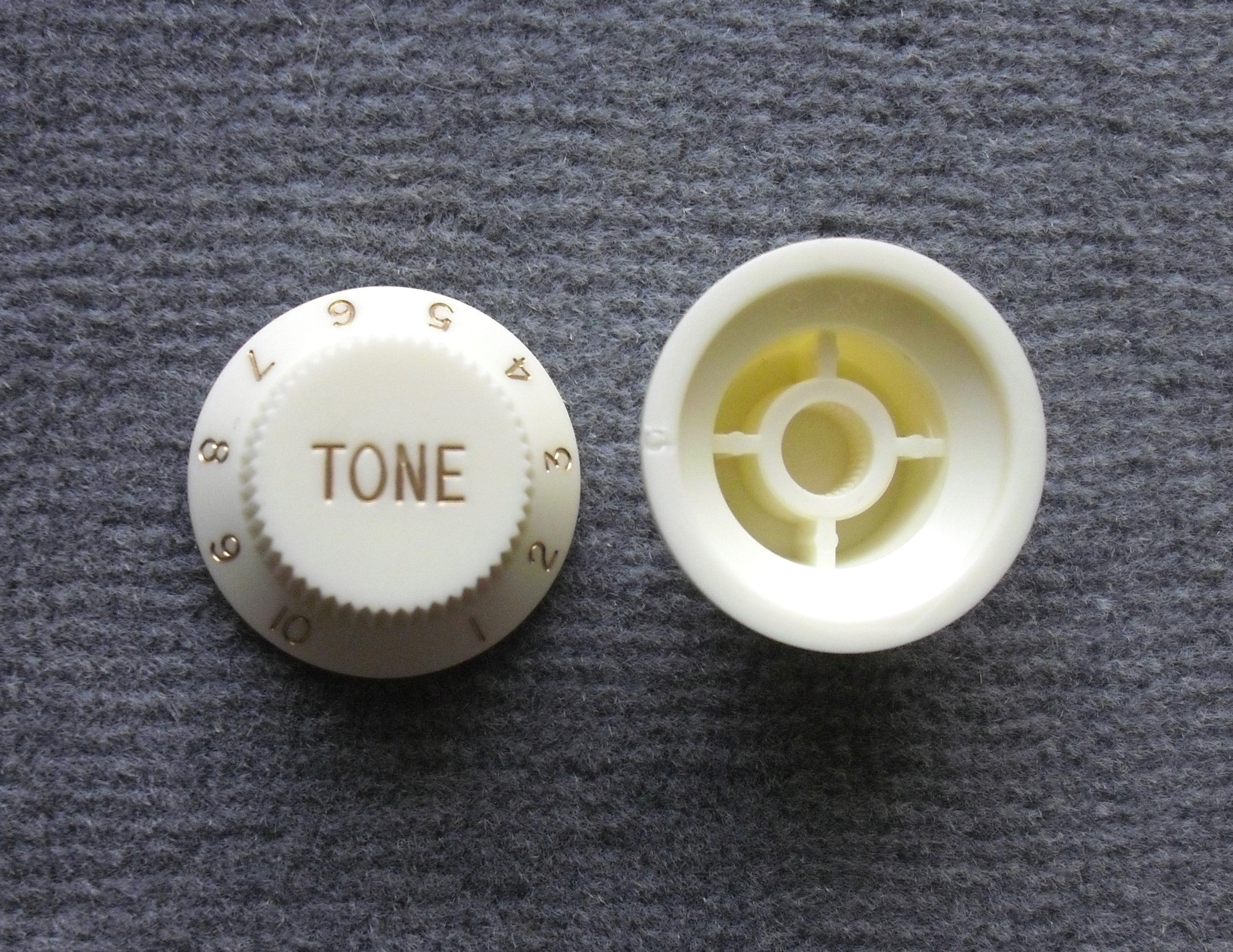 göldo Bell Knob Tone, universal Poti-knopf 1pc aged weiß/gold