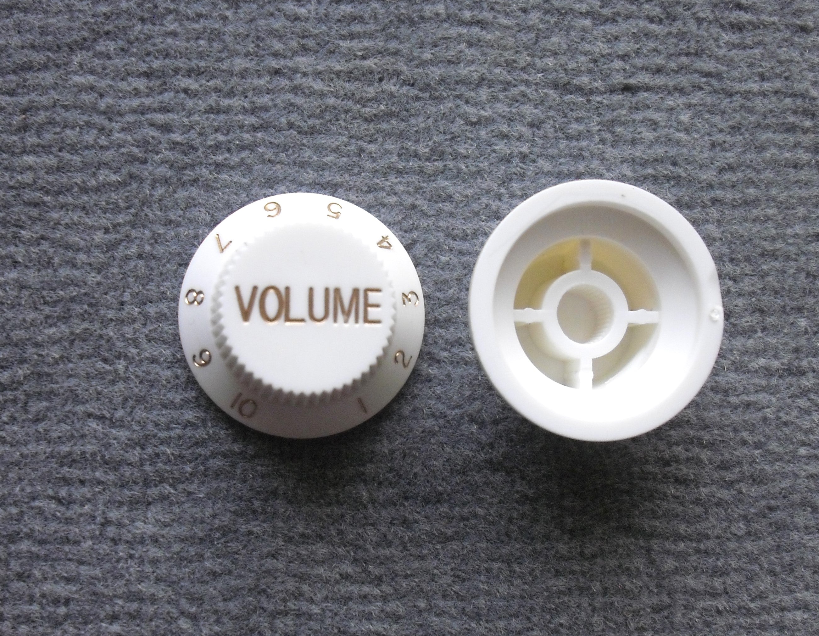 göldo Bell Knob Volume, universal Poti-knopf 1pc weiß/gold