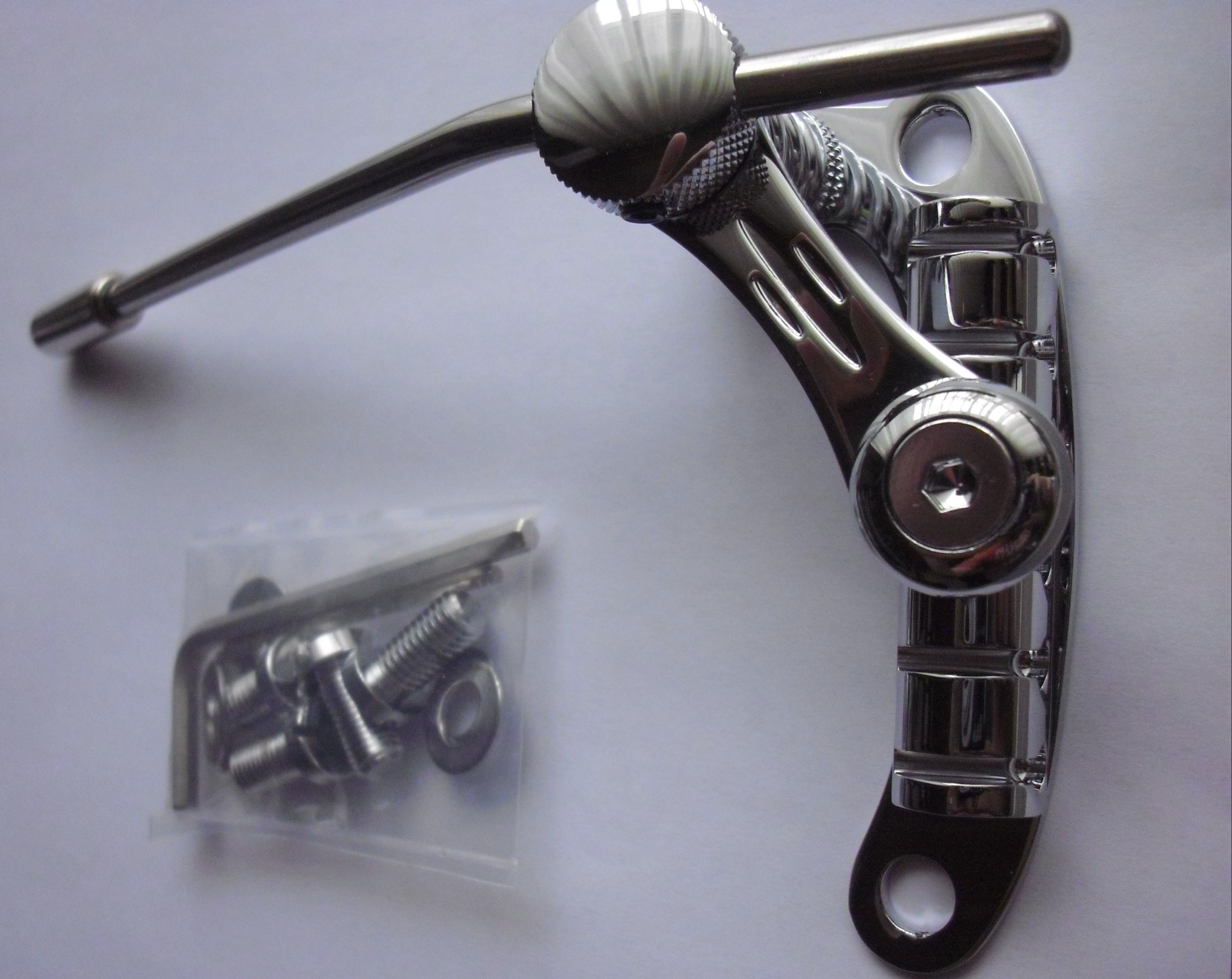 Göldo LT1 Les Trem, G-Style Tremolo Chrome